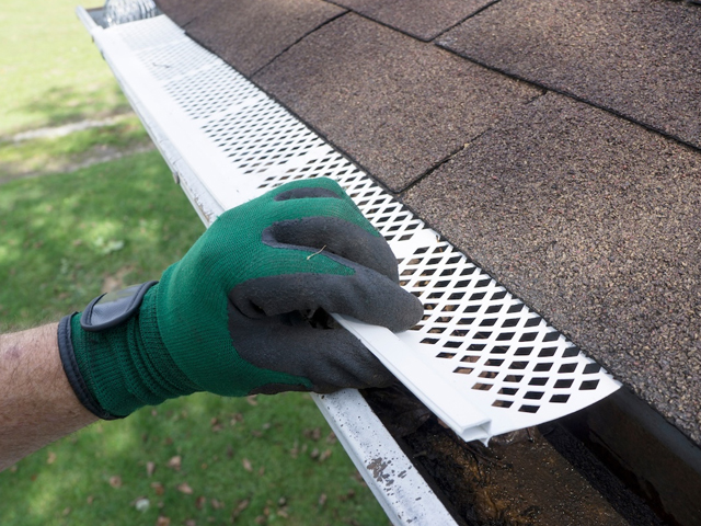 White bulldog gutter with gutter guard